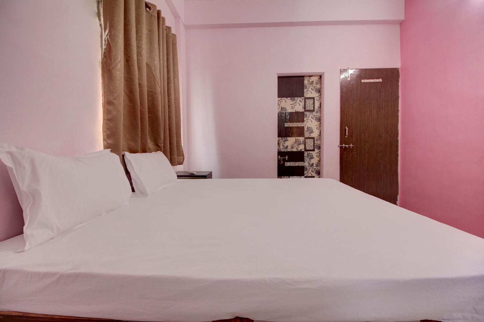 Hotel O Elite Inn Koradi Luaran gambar